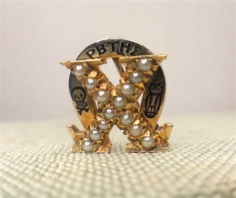 chi omega sorority pin